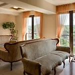 панорама Хотел 4*