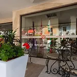 панорама Хотел 4*